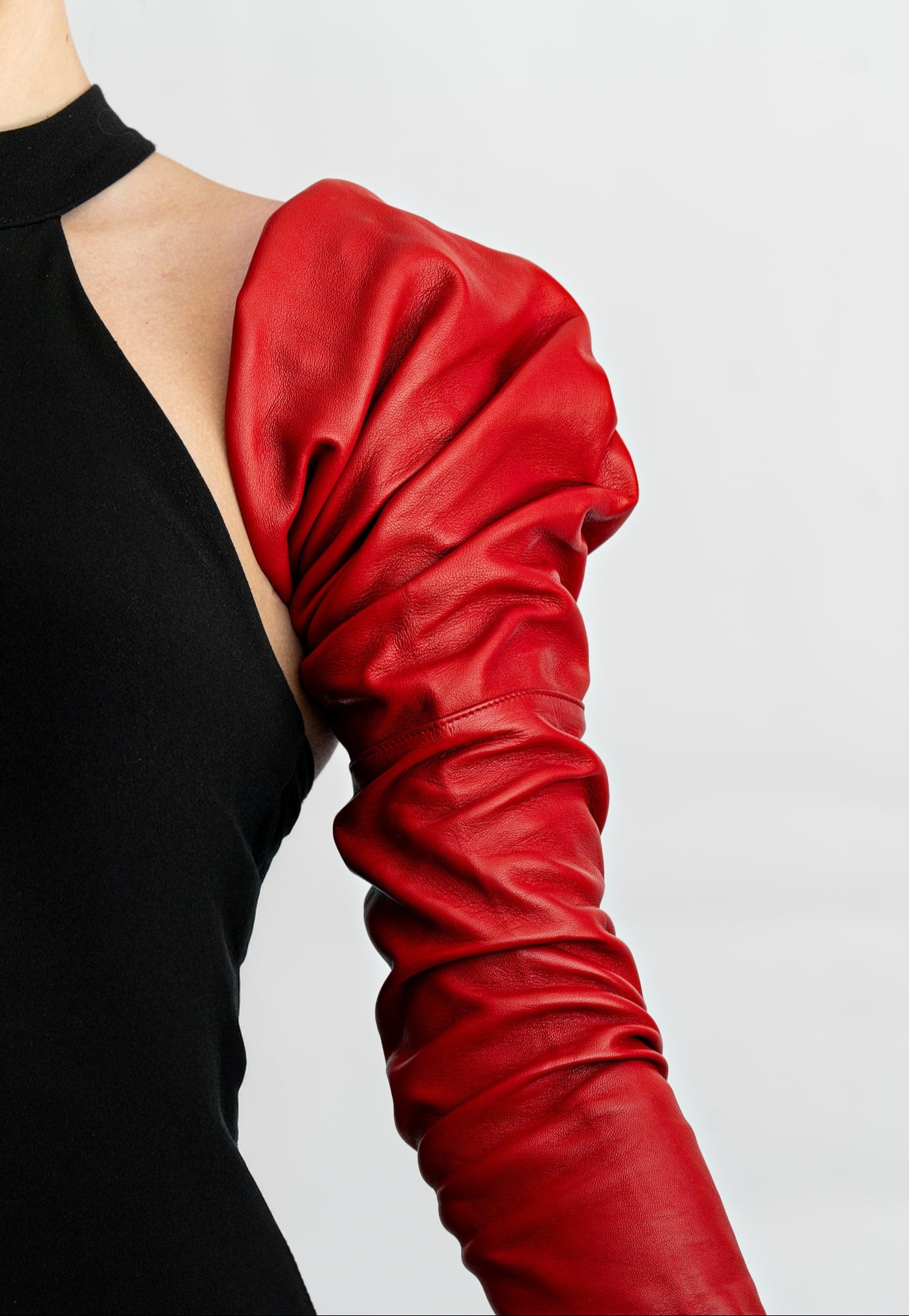 Sirmione (100cm) | ULTRA LONG LEATHER GLOVES
