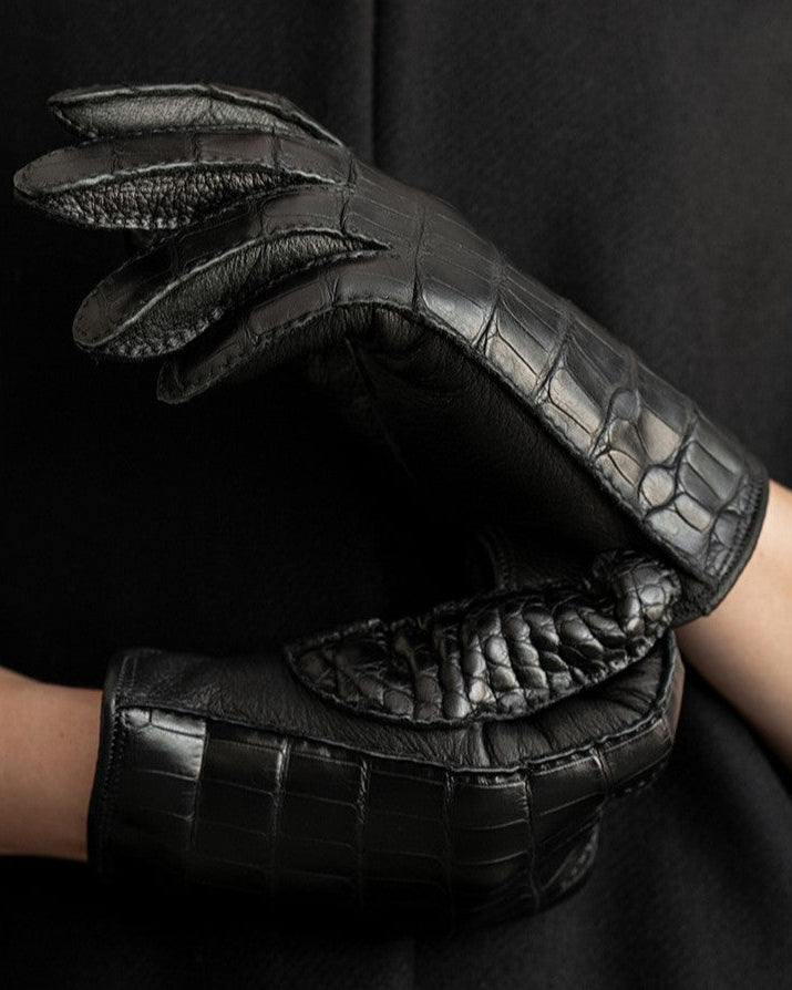 black crocodile leather gloves for women detail