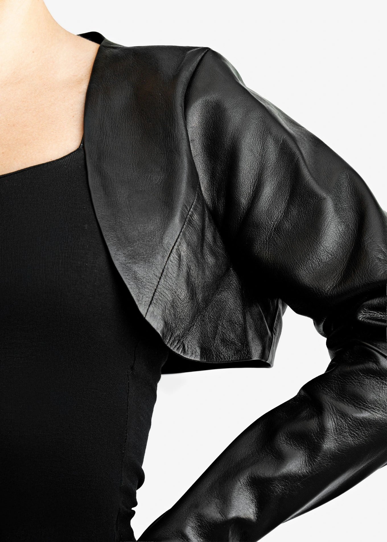 One-piece long leather bolero gloves – Imperiosa (made-to-measure)