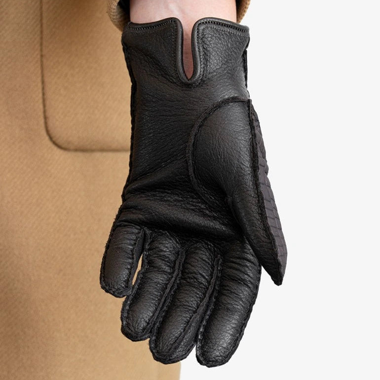 brown_crocodile_leather_gloves_for_women detail