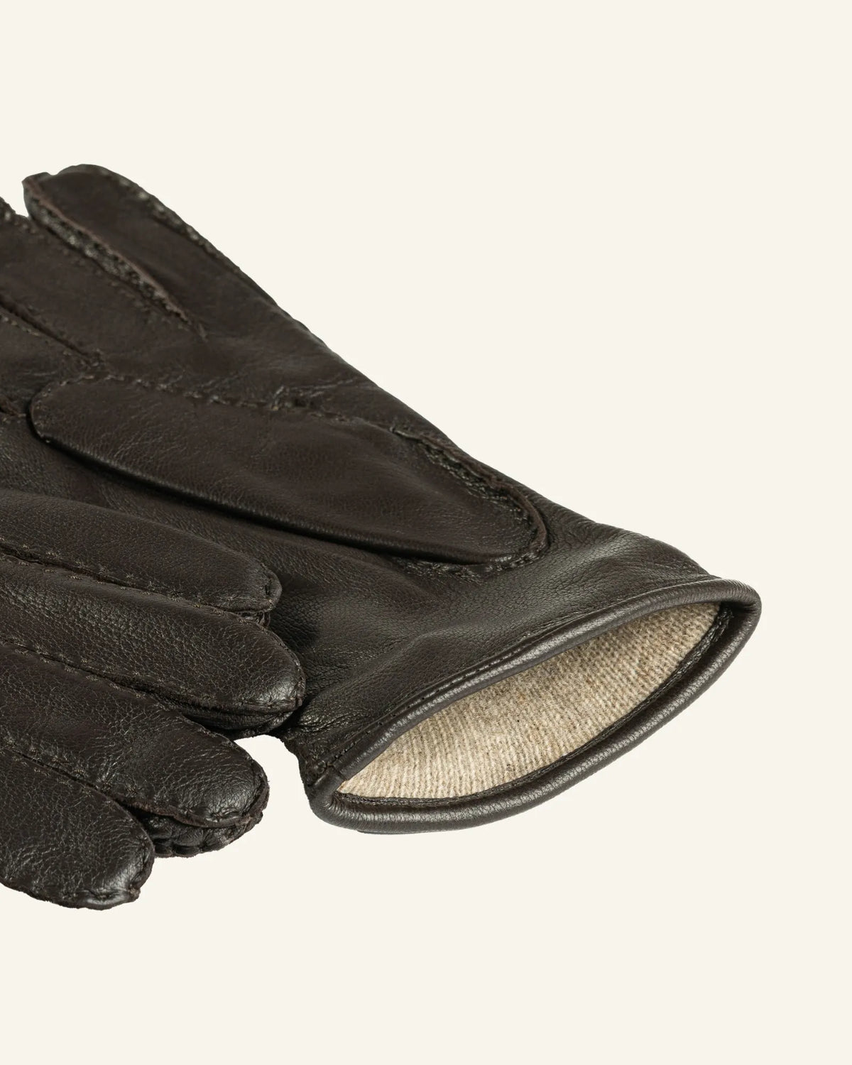 dark brown men's deerskin leather gloves detail